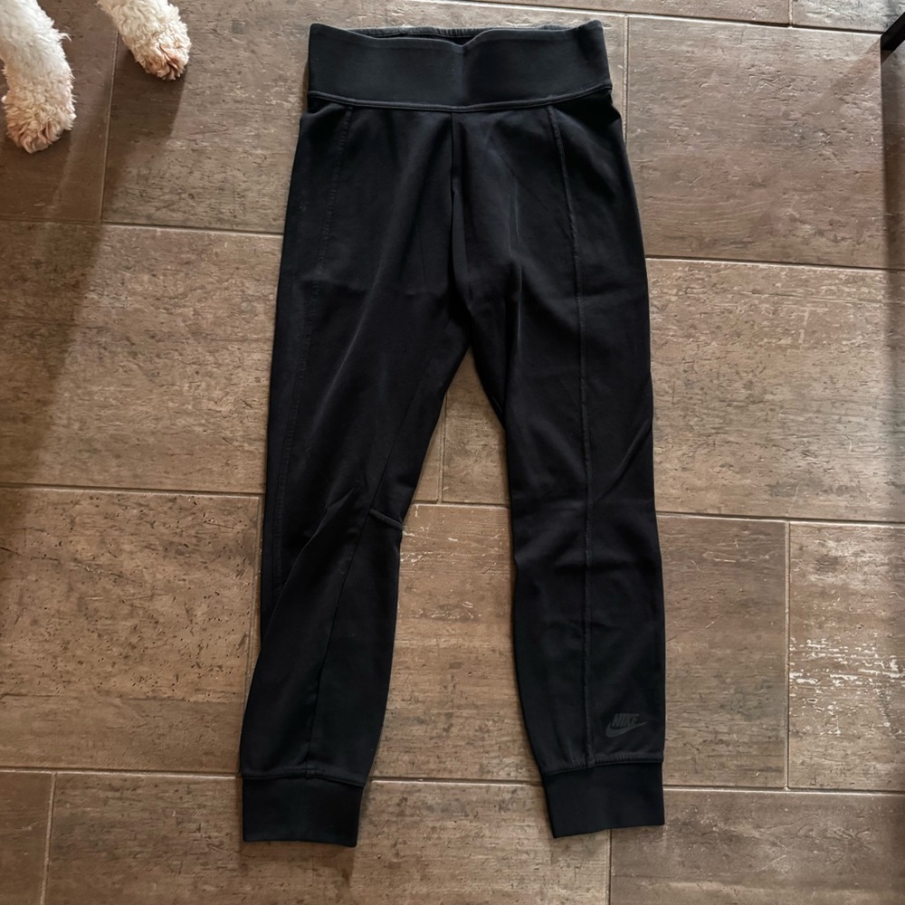 Nike Women’s Black Thick Leggings